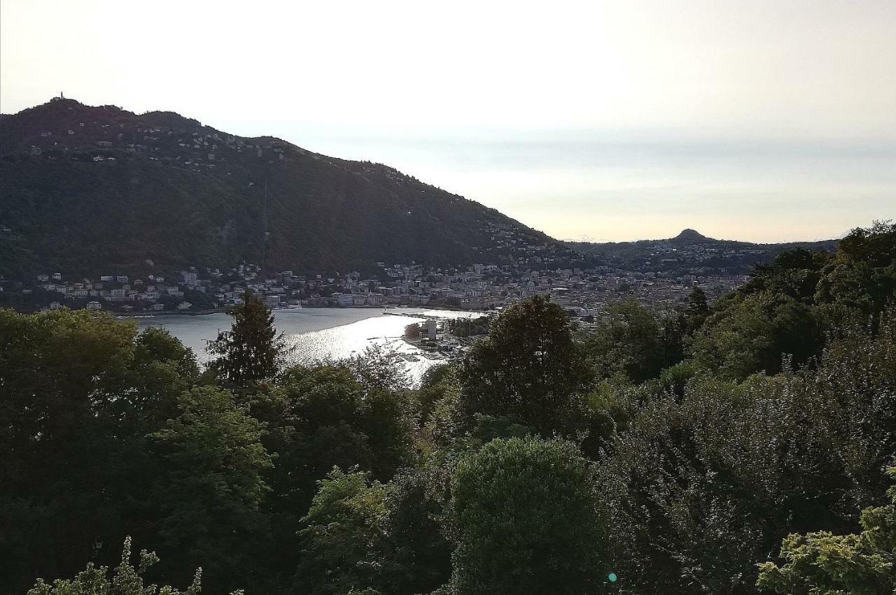 Incantesimo Del Lago Hébergement de vacances